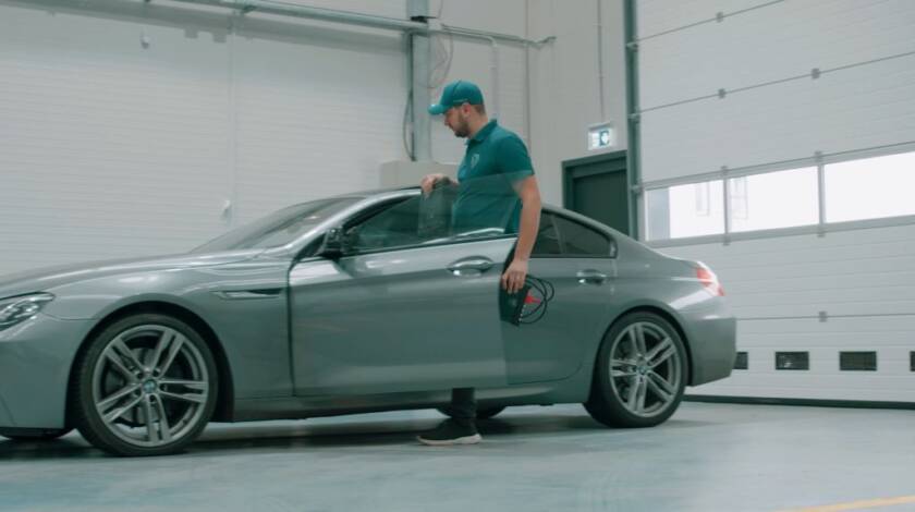 24_ecaseta_atelier_trebuie_blur_numar