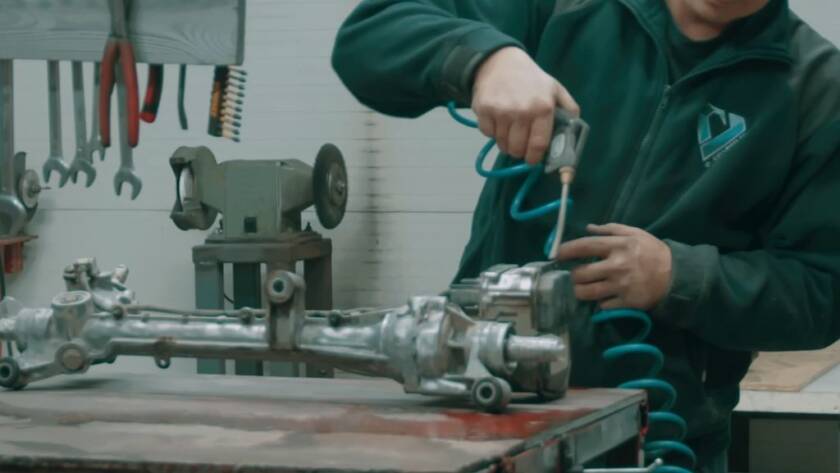 36_ecaseta_atelier_trebuie_blur_numar